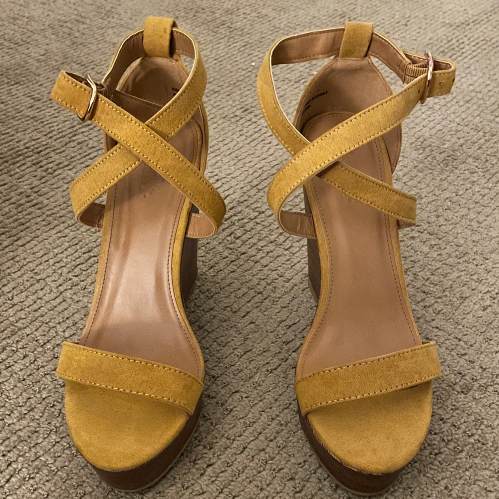 Wedges - Picture 1 of 4